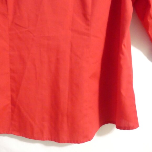 ISAAC'S DESIGNS | large | Red Button Up Blouse - Picture 15 of 16